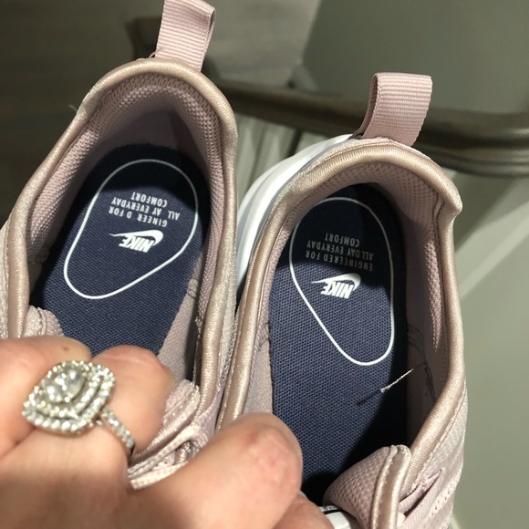 Almost new - Picture 7 of 8